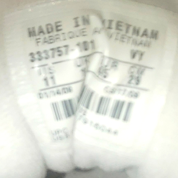 Mens size 11 Nike air team trust basketball shoes. - Picture 7 of 9